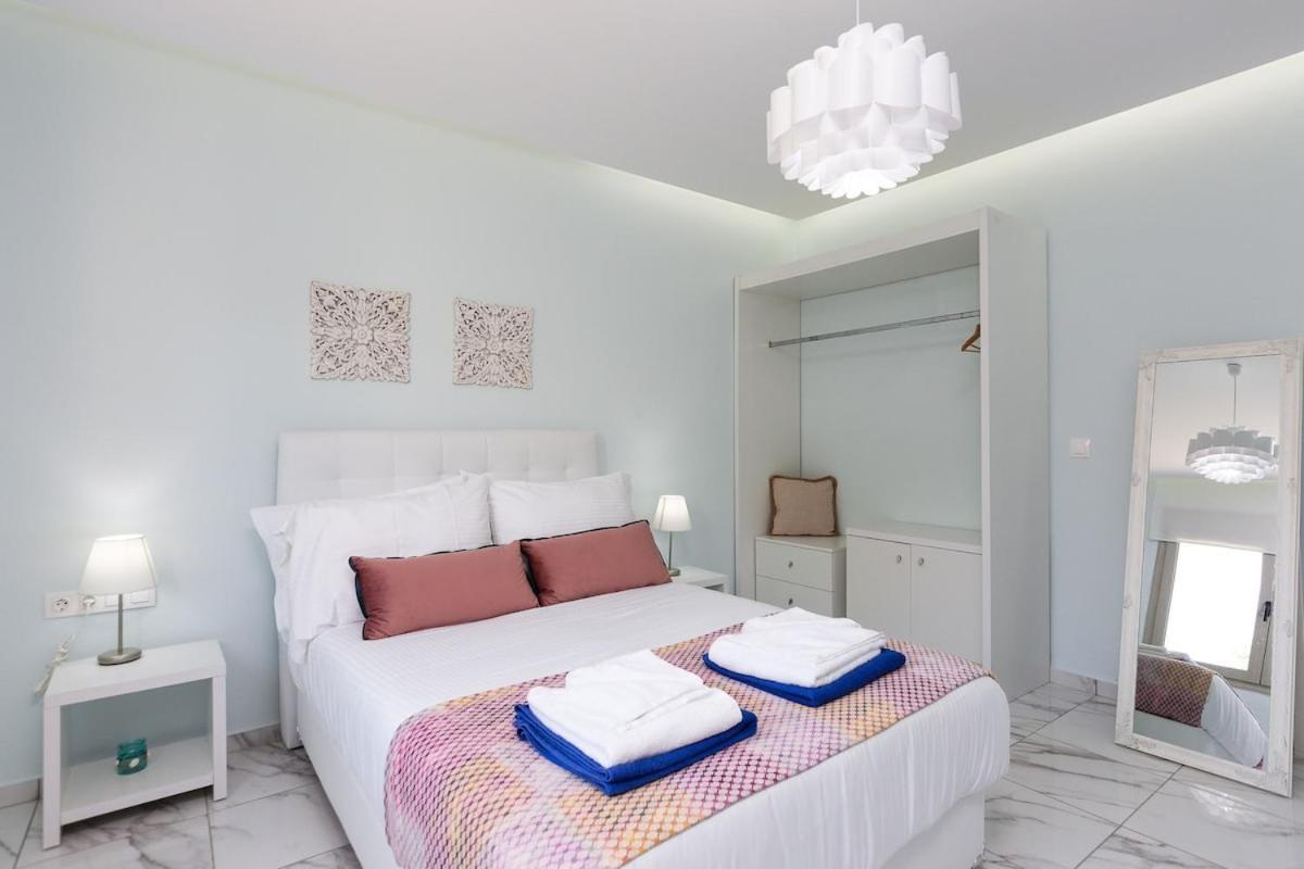 Villa Vera - With Private Heated Pool & Jacuzzi Pangalochori 外观 照片