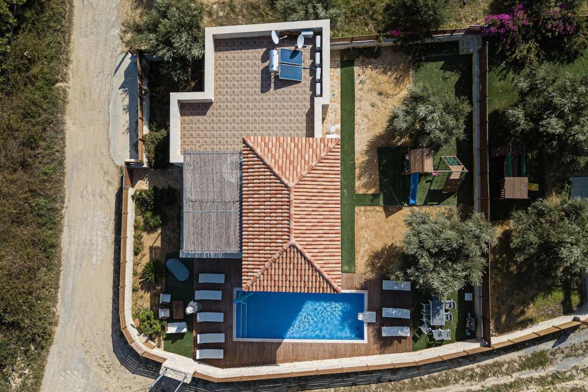 Villa Vera - With Private Heated Pool & Jacuzzi Pangalochori 外观 照片