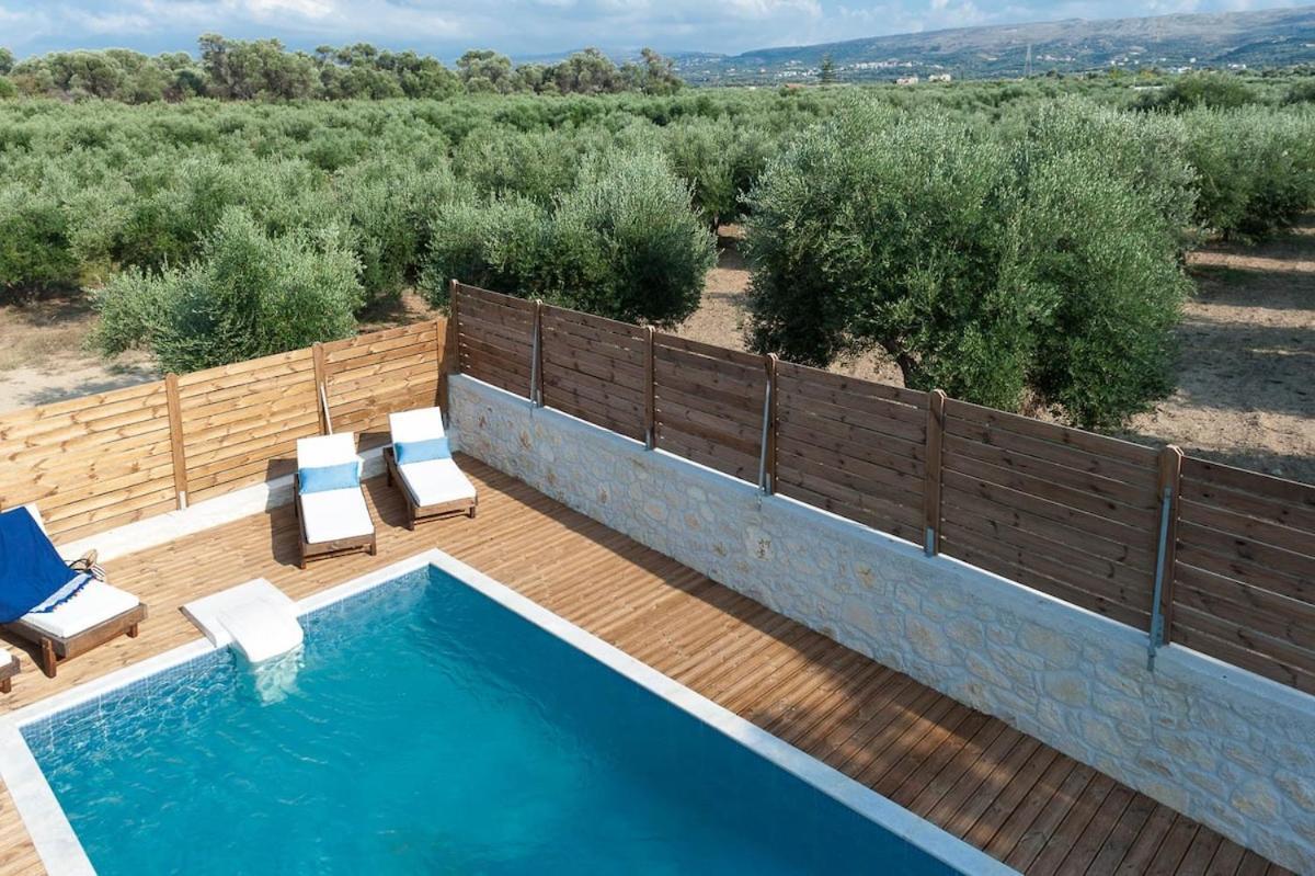 Villa Vera - With Private Heated Pool & Jacuzzi Pangalochori 外观 照片